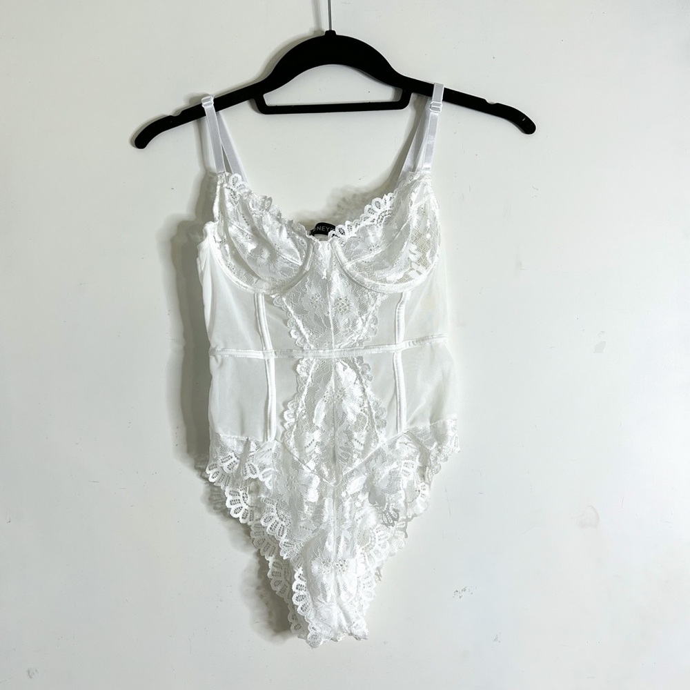 Honeybum White Lace Teddy